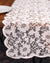 Lang løper av blonder med blomstermotiver - Margit (45 x 244 cm)